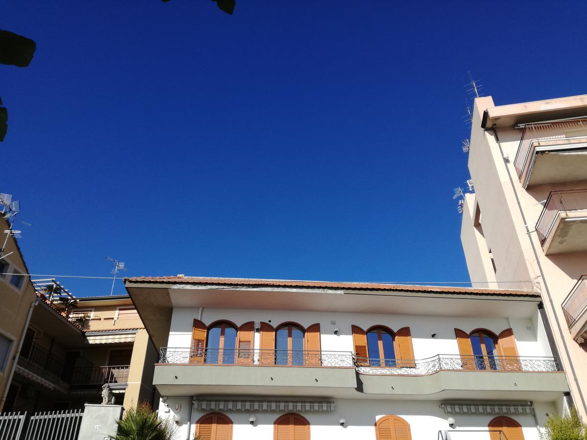 B&B La Spiaggetta Di Stazzo Acireale Exterior photo