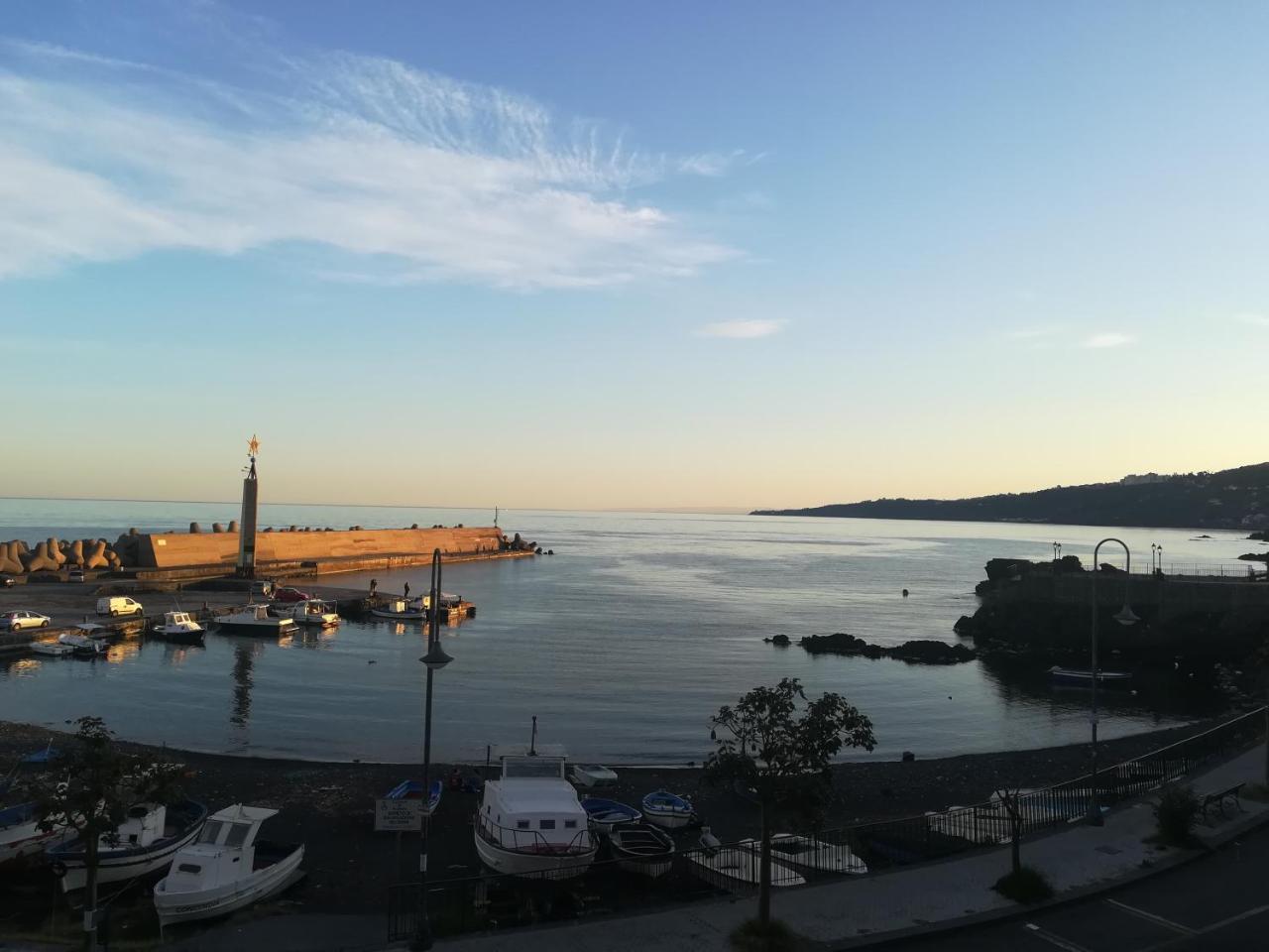 B&B La Spiaggetta Di Stazzo Acireale Exterior photo