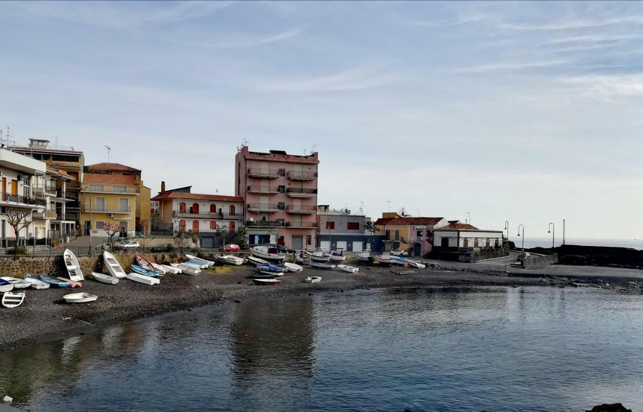 B&B La Spiaggetta Di Stazzo Acireale Exterior photo